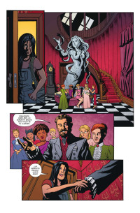 UN CASTILLO LLENO DE PÁJAROS NEGROS